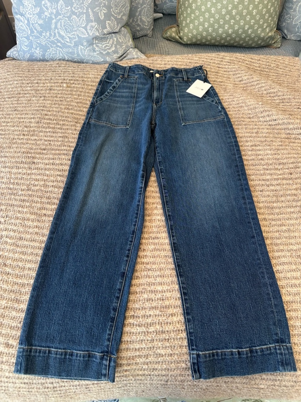 Joe’s Jeans Wide-Leg Women’s Jeans in Dark Blue